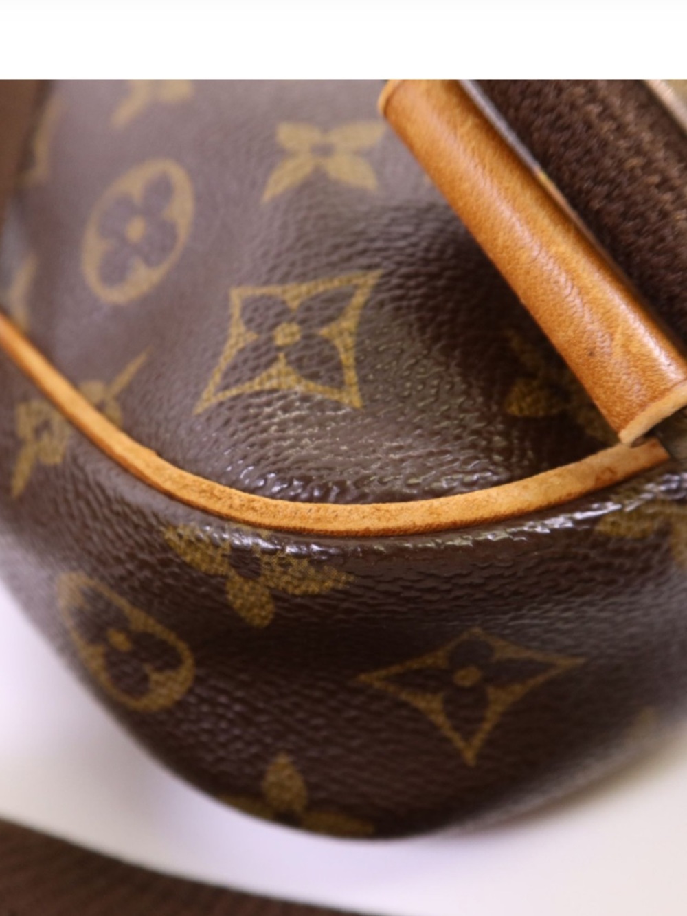Louis Vuitton Monogram Canvas Brown Sling Crossbody Perfect Christmas Gift COA - Picture 12 of 16